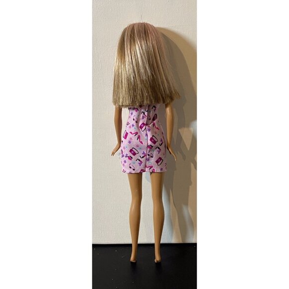 1999 BARBIE Cali Girl Tanned Doll Blonde Highlights Blue Eyes Necklace - Picture 5 of 7